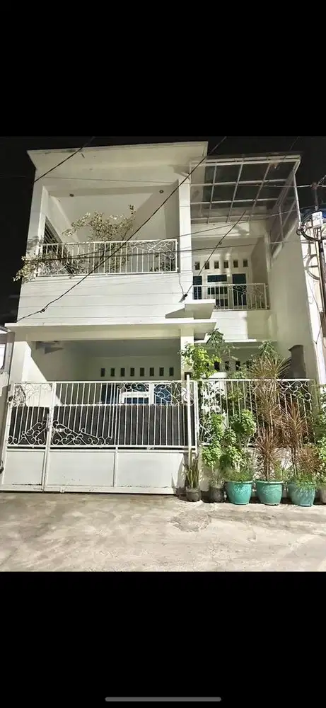 Dijual Rumah SIAP HUNI !! Lokasi strategis