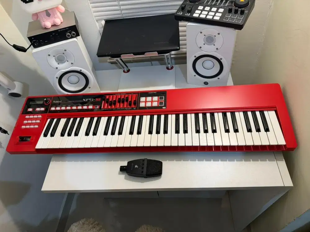 Roland expandable eynthesizer xps10