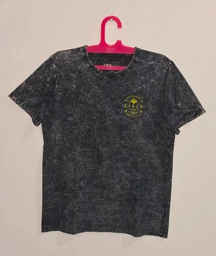 Kaos Pria Eiger Like New