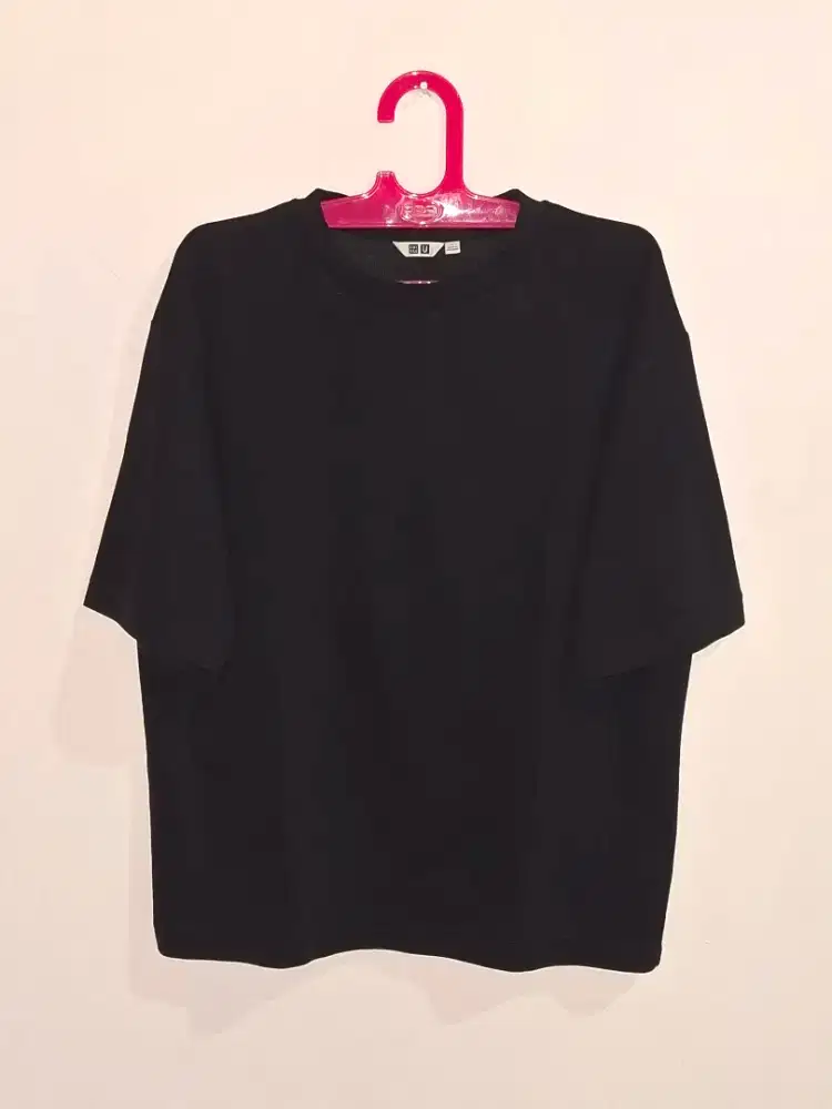 Kaos Pria Uniqlo Ori Like New