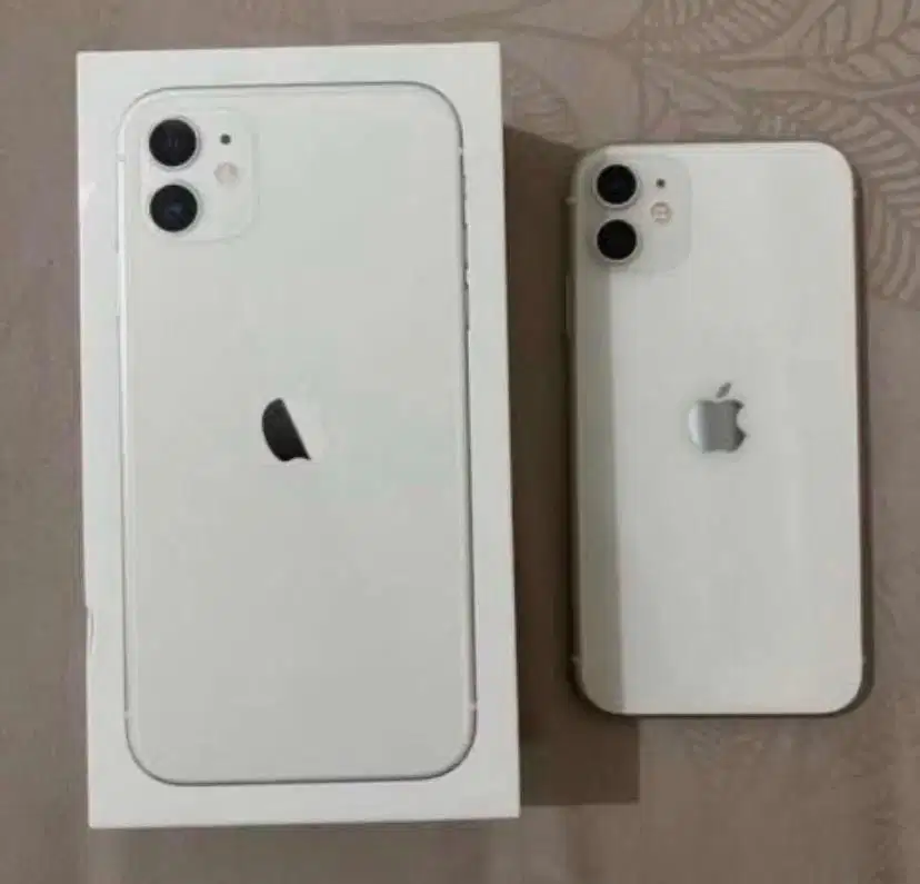 IPHONE 11 WHITE