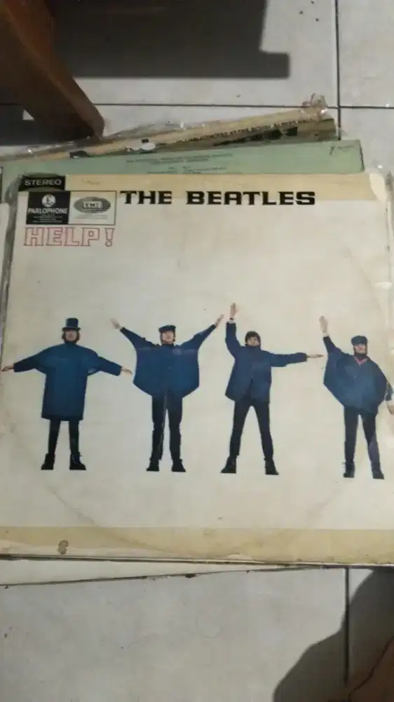 Vinyl piringan Hitam