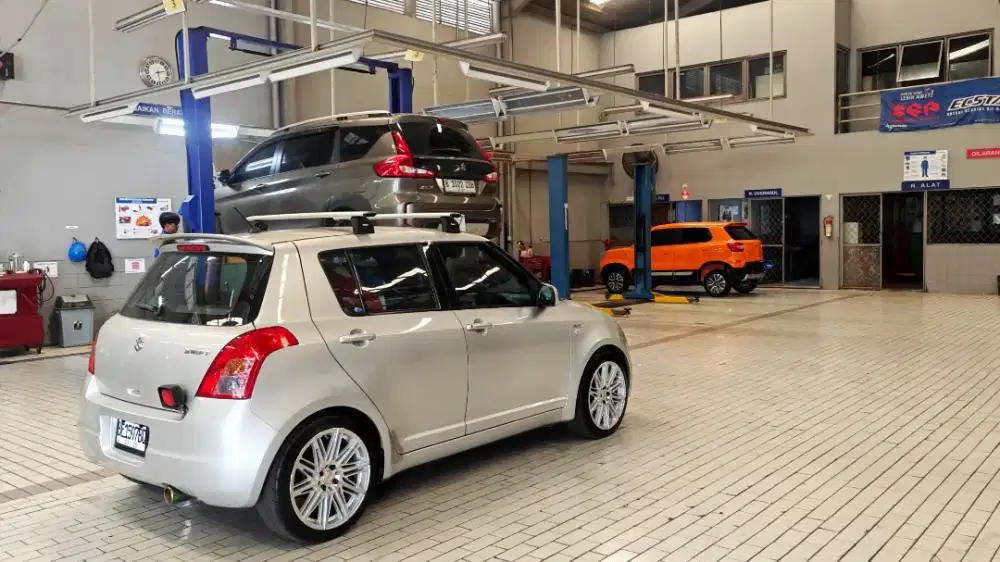 Suzuki Swift ST Istimewa