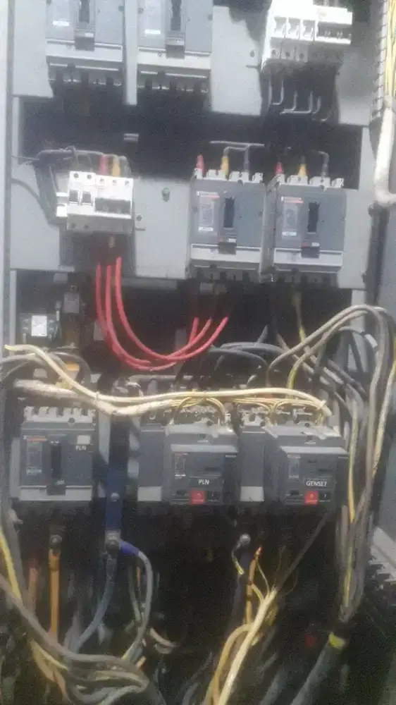 Jasa perbaikan listrik ,instalasi , dan perbaikan genset