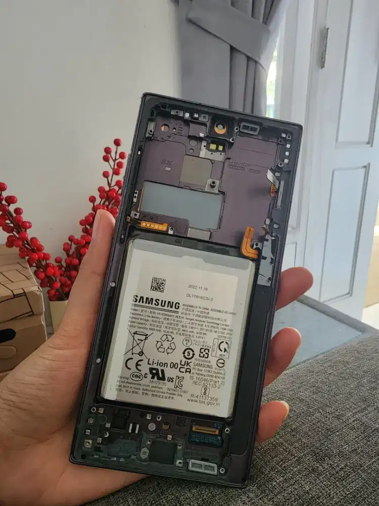 Samsung S22 Ultra LCD, Baterai, Frame Original