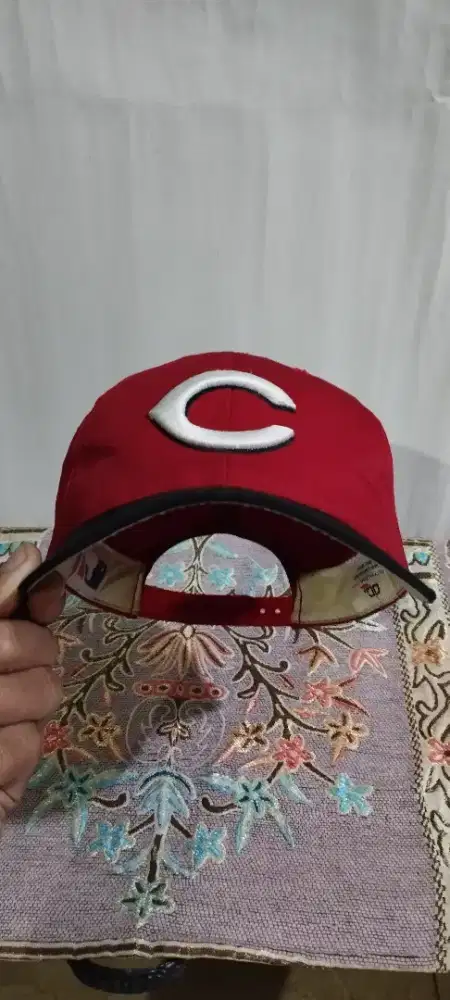 Snapback OUTDOORCAP
Cincinnati Reds
Size S/M
Full tag