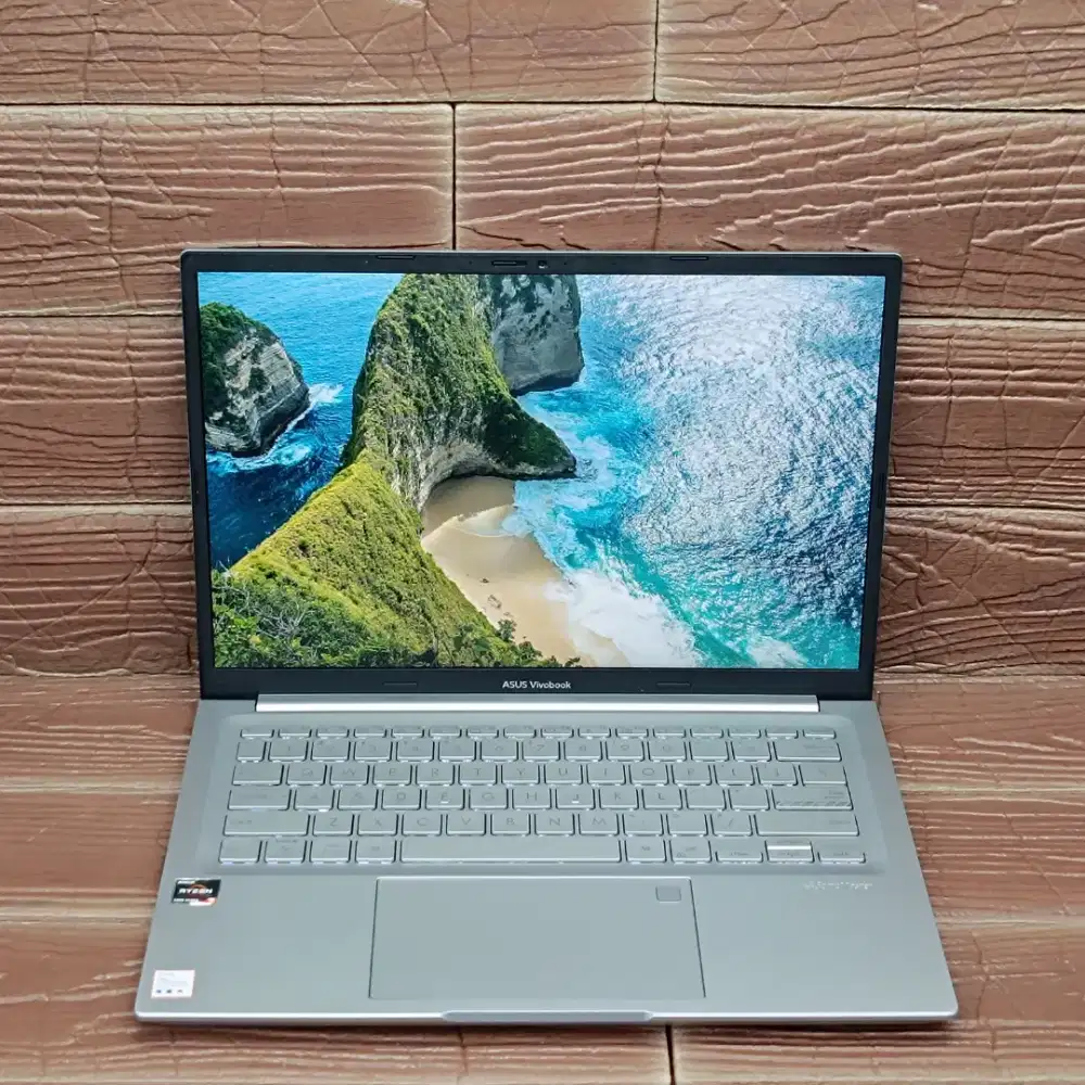 Asus Vivobook M1403QA AMD RYZEN 5-5600H RAM 8GB SSD 512GB IPS WUXGA