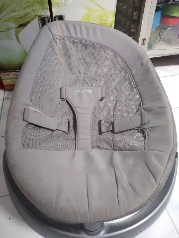 Kursi Nuna(kursi goyang baby)