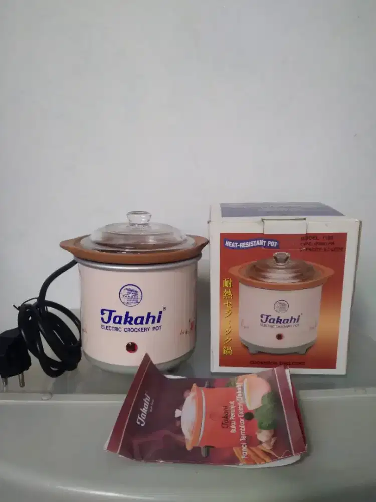 Electric crockery pot Takahi (slow cooker)