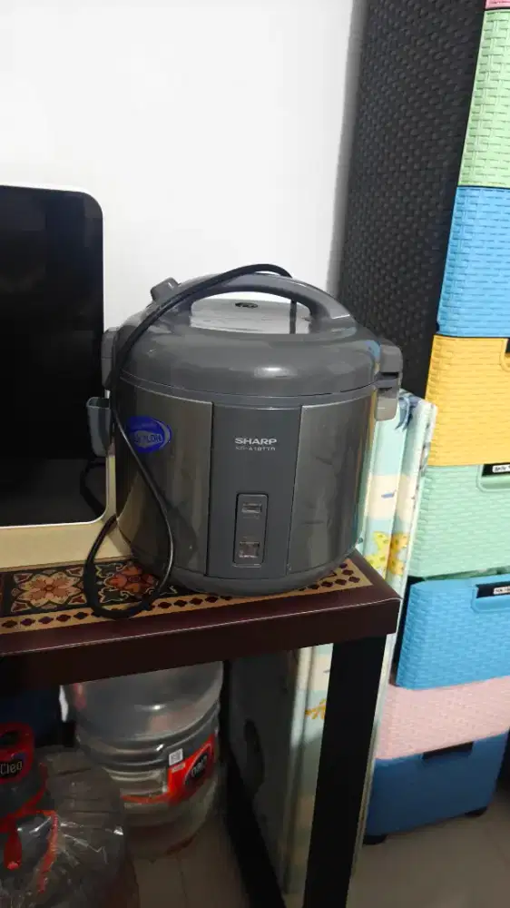 Rice cooker SHARP KSA A18 1.8 liter