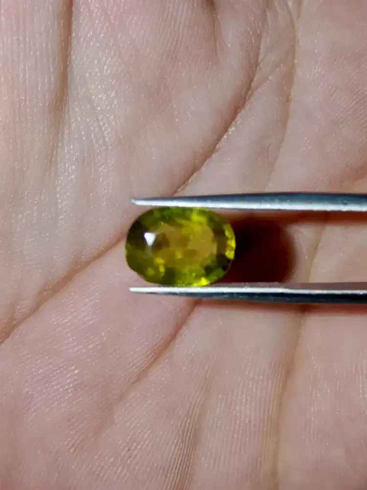 Natural Sphene Madagascar 2.31 Ct(s)
