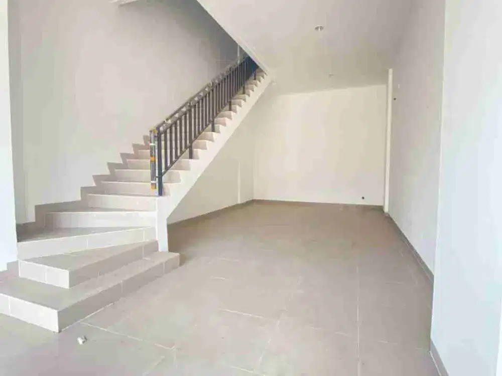 Disewakan Ruko Milenial Pik 2 Uk 4.5x12 termurah