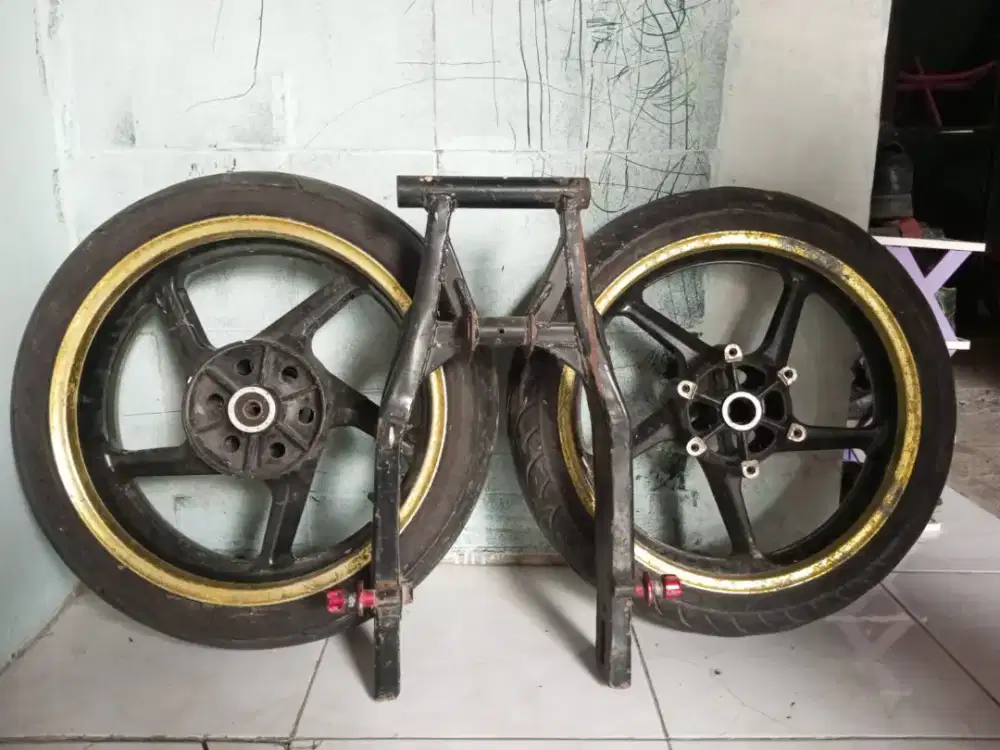 Arm velg+ban ninja 250