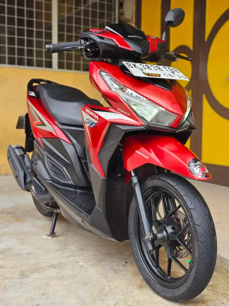 Honda Vario / Vario 125 CBS ISS 2015, Red Premium Metalic.