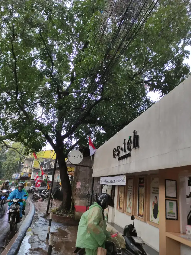 Lowongan Crew Barista Kebun Es Teh - Cipaganti