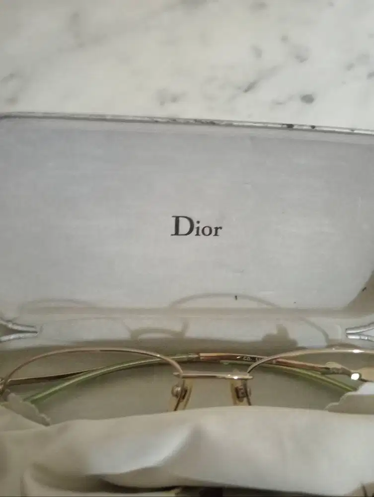 Kacamata dior original