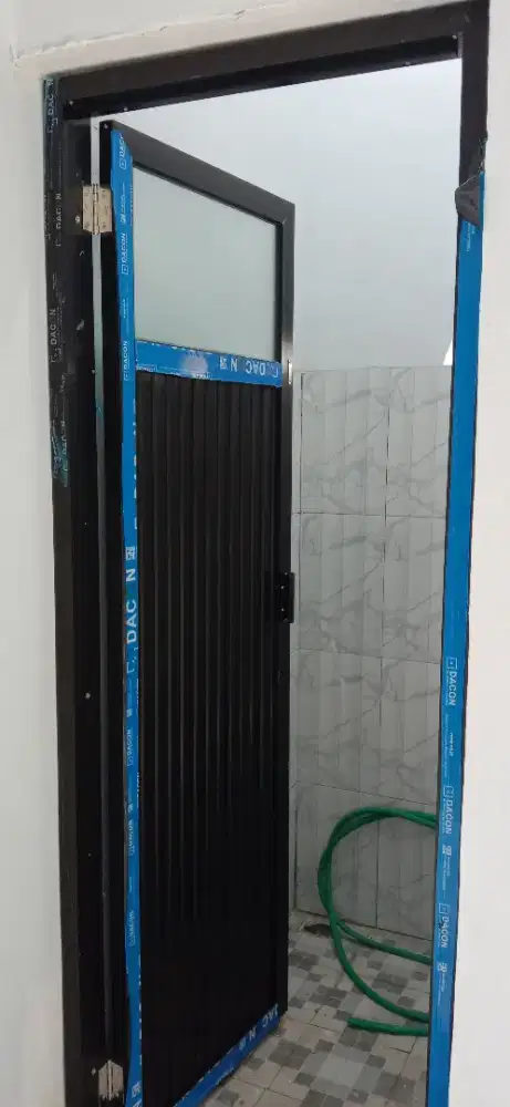 Pintu kamar mandi Aluminium