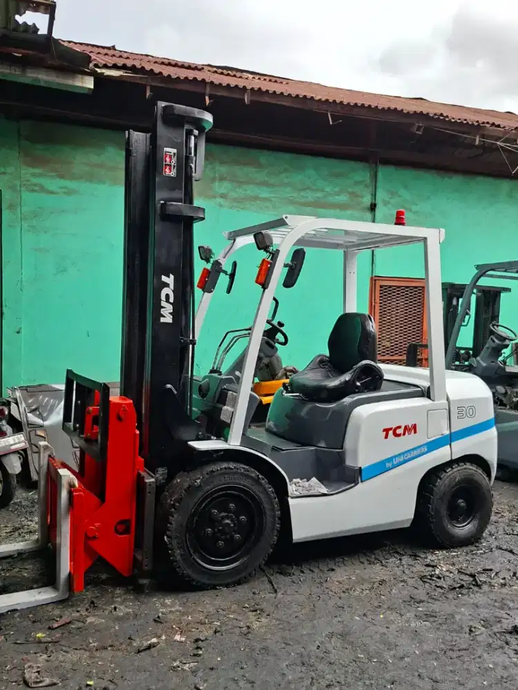 Forklift TCM 3 Ton,Tiang 4 Meter,Manual,Tahun 2020 (Plus Hingfork)