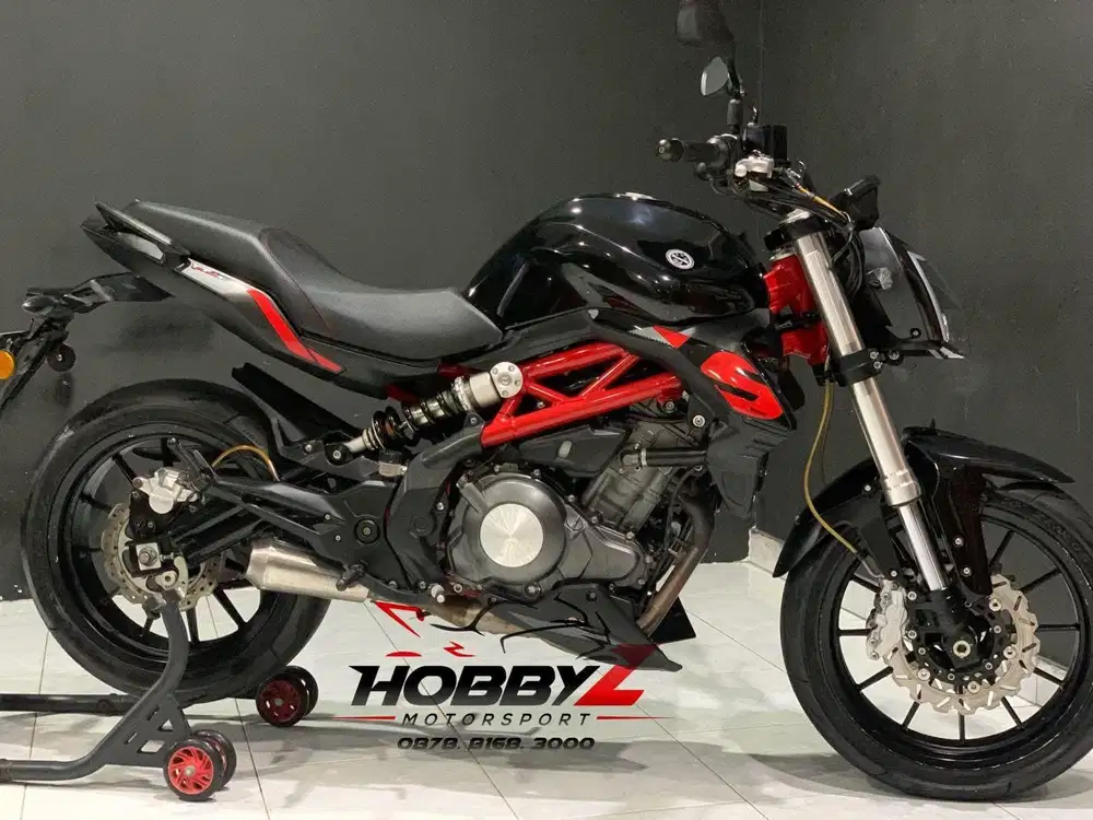 Benelli ninja TnT 249s/TNT 250 2cyc modif 2019,km 15rb,istimewa mantap