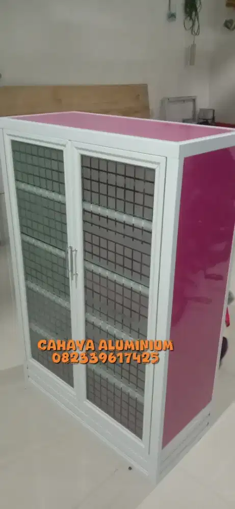 Lemari sepatu Aluminium