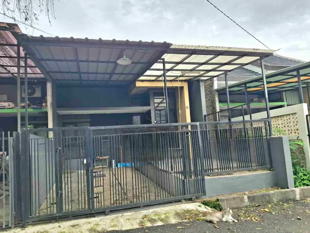 dijual cepat rumah luas dalam komplek cihanjuang dekat pemkot