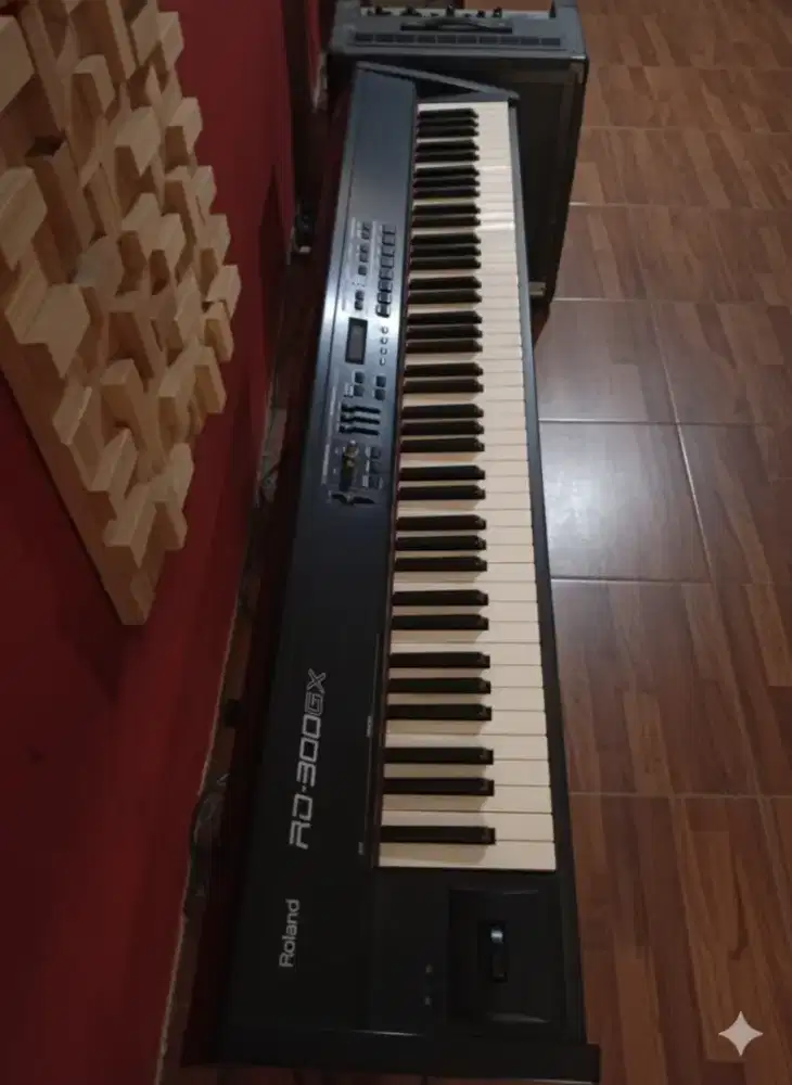 Disewakan Roland RD 300 GX + Drum elektrik + ampli