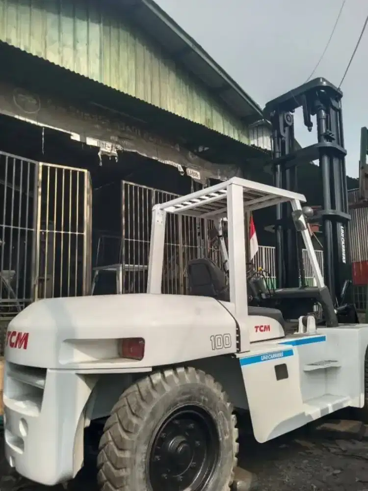 Forklift TCM 10 Ton,Tiang 5 Meter,Isuzu 6BG1,Ban Double,Tahun 2015