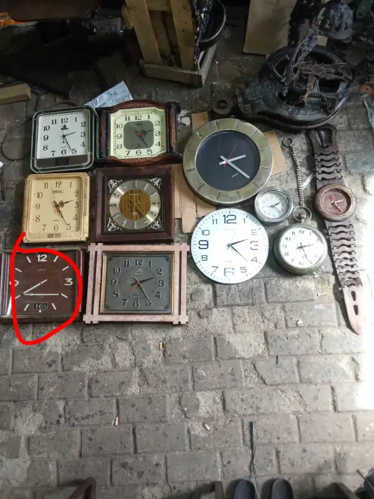 Jam dinding jadul , jual borongan
