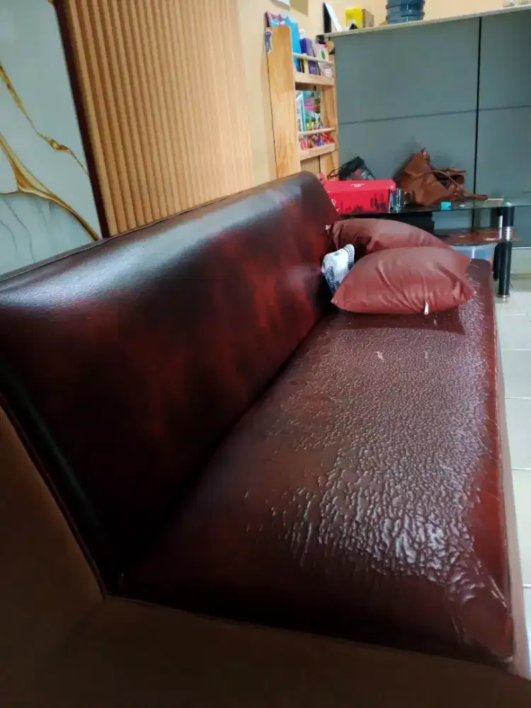Sofa 2in1 bisa jadi kasur.