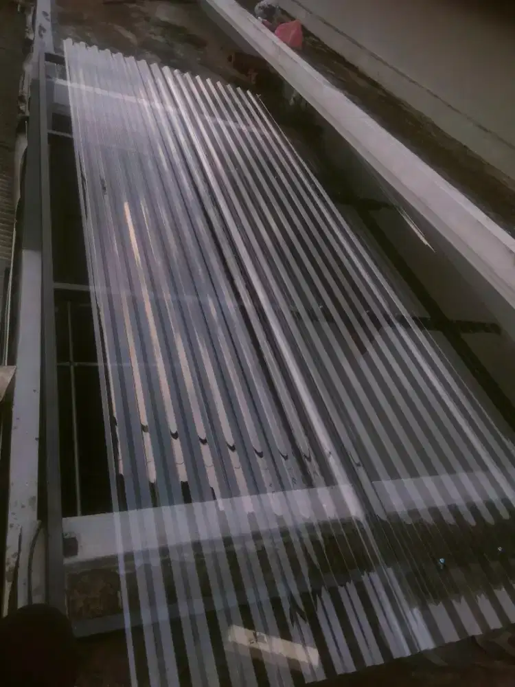 Kanopi atap trimdek bening