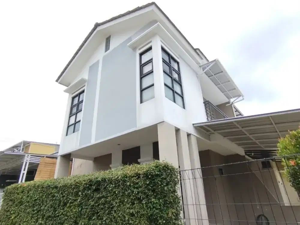 Rumah Asri hook 2 lantai Cluster Siap Huni di Cihanjuang Bandung