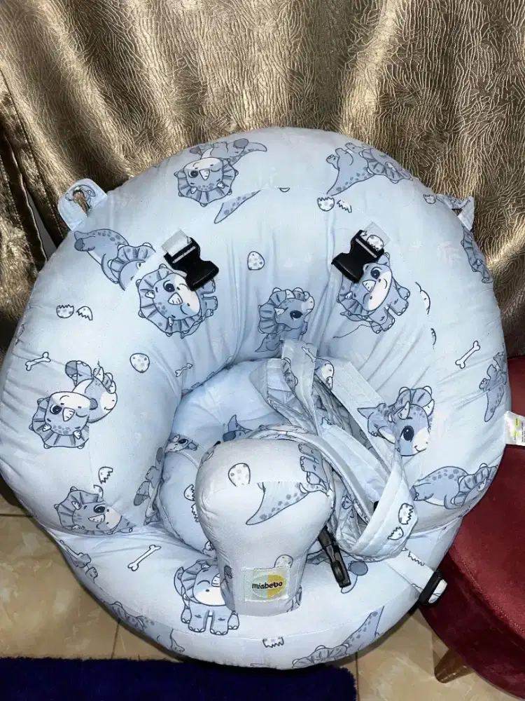 Jual murah sofa bayi merk miabebo kondisi masih bagus