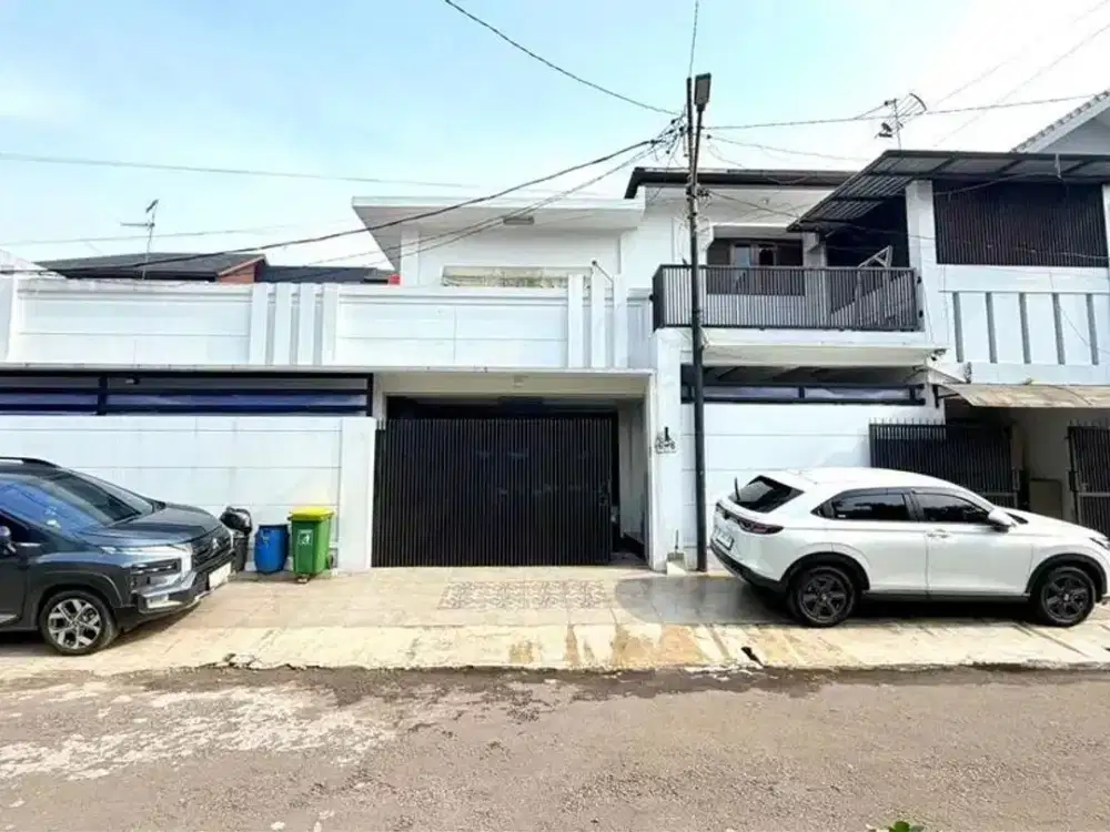 Murah! Rumah Lux Cocok Untuk Keluarga Besar Antapani Bandung