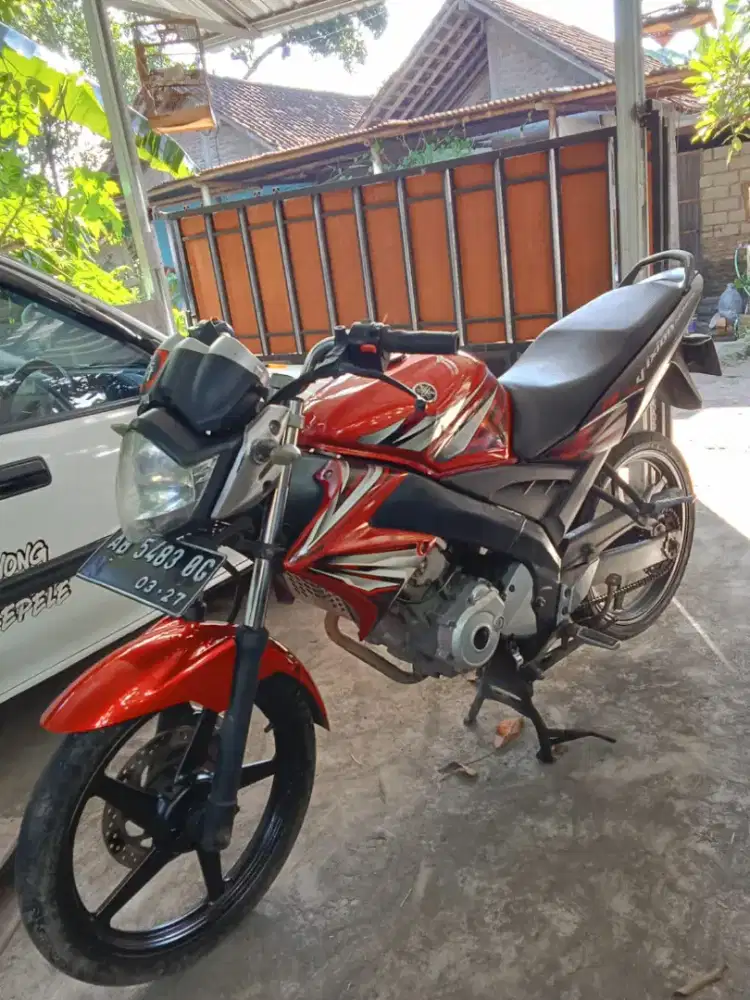 Vixion THN 2012 plat AB bantul