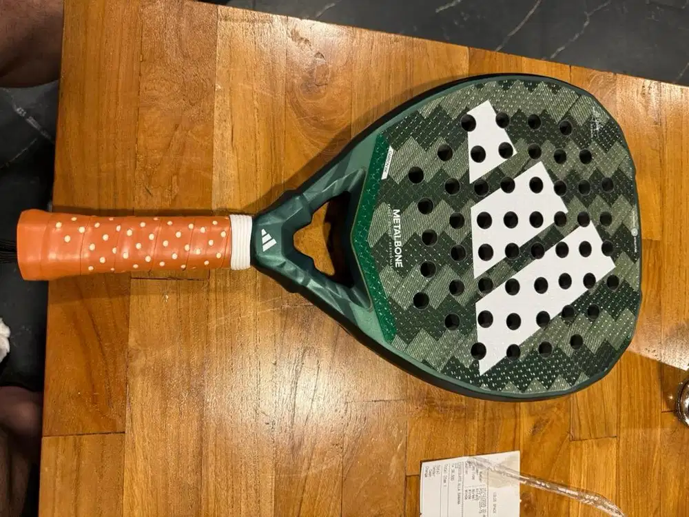 Padel Adidas Metalbone Reserve Edt