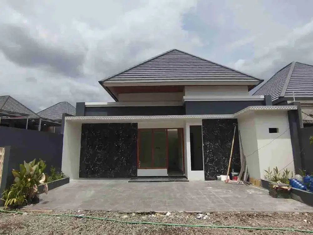 Rumah luas 3 kamar tidur dekat pasar jangkang, dekat kampus uii