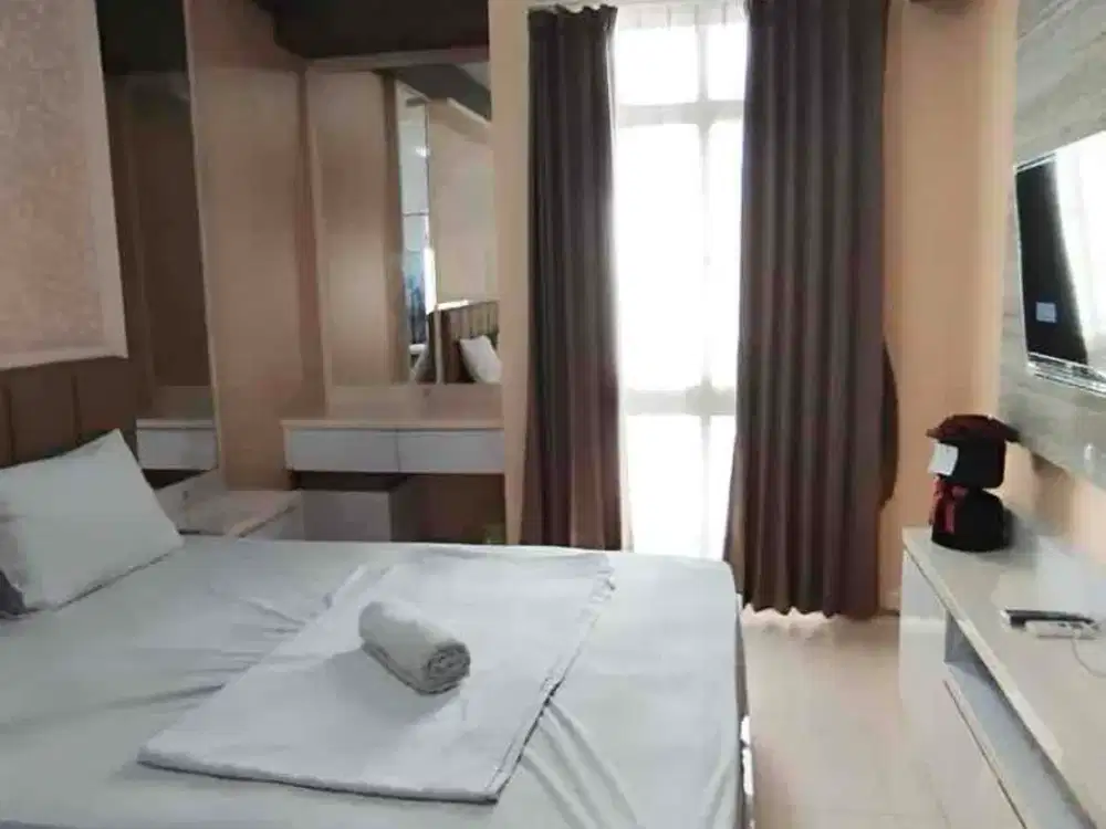 Bale Hinggil dkt Kampus Dinamika & Gunawangsa Merr