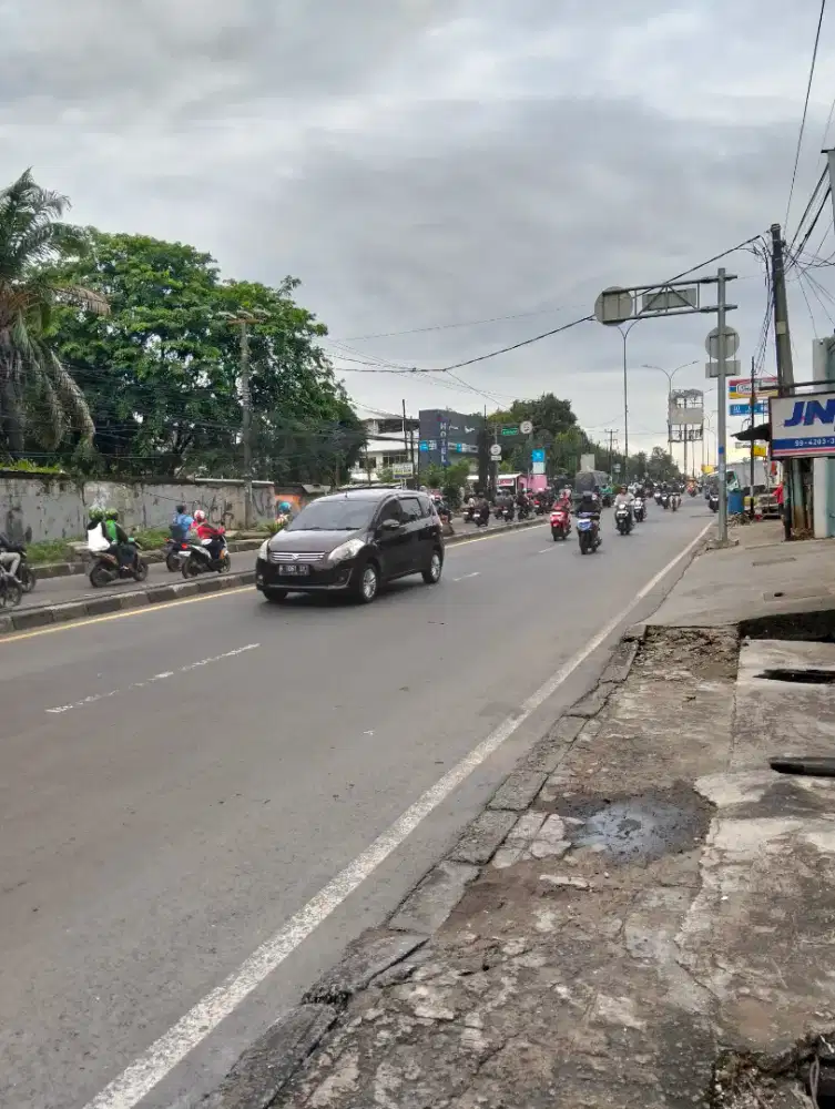 Tanah stategis cocok buat showrom