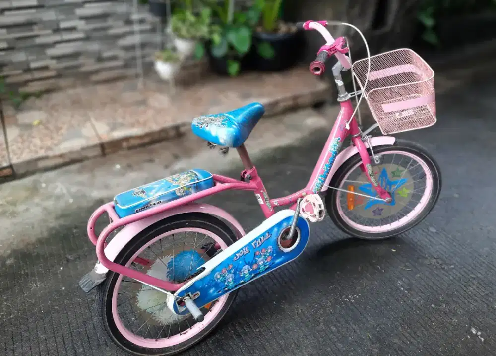 Sepeda anak perempuan United Joy Full 18