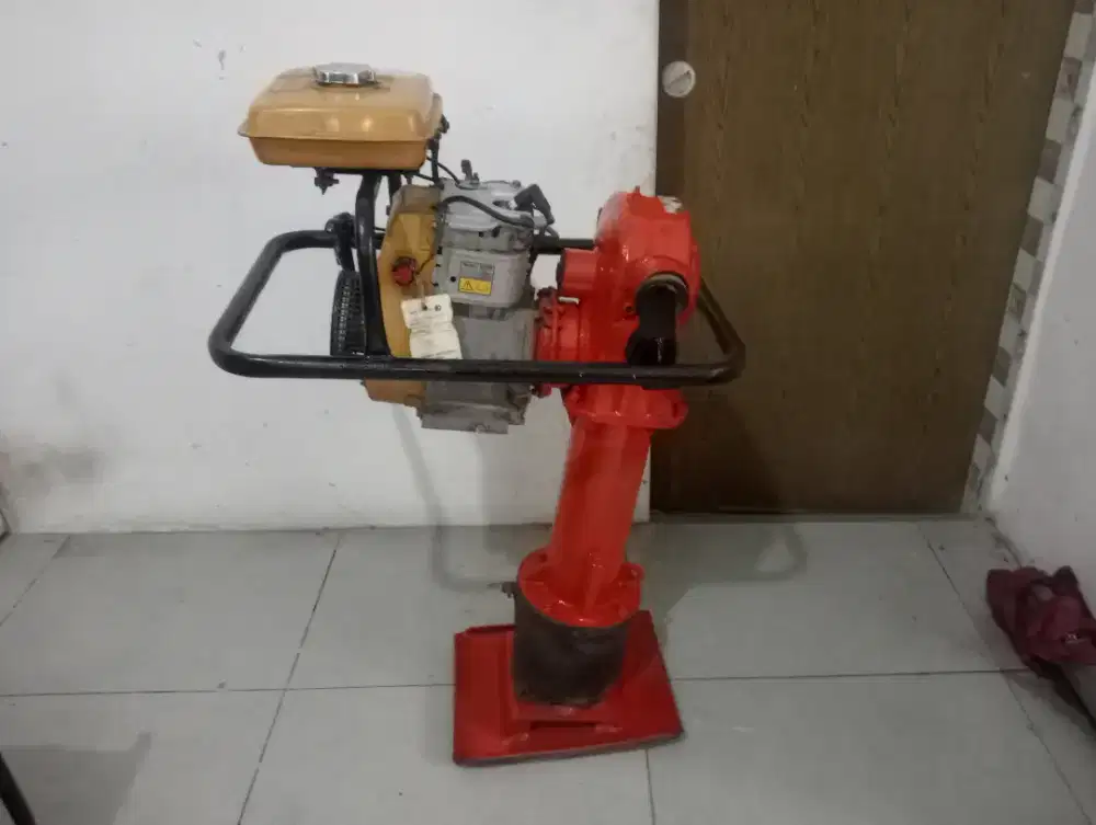 Stamper berdiri mesin Robin japan