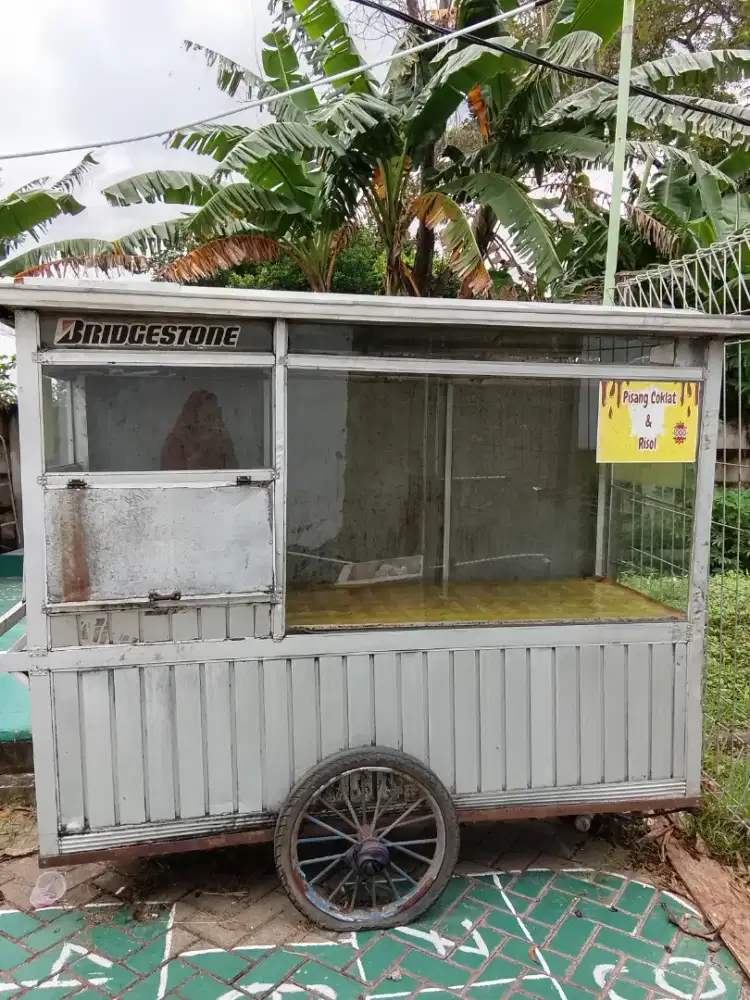Dijual gerobak bekas gorengan