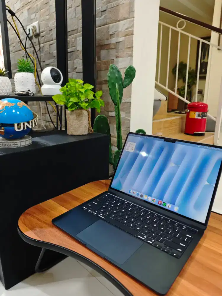 Laptop Macbook Air M4 16/256GB Battery Health 100%