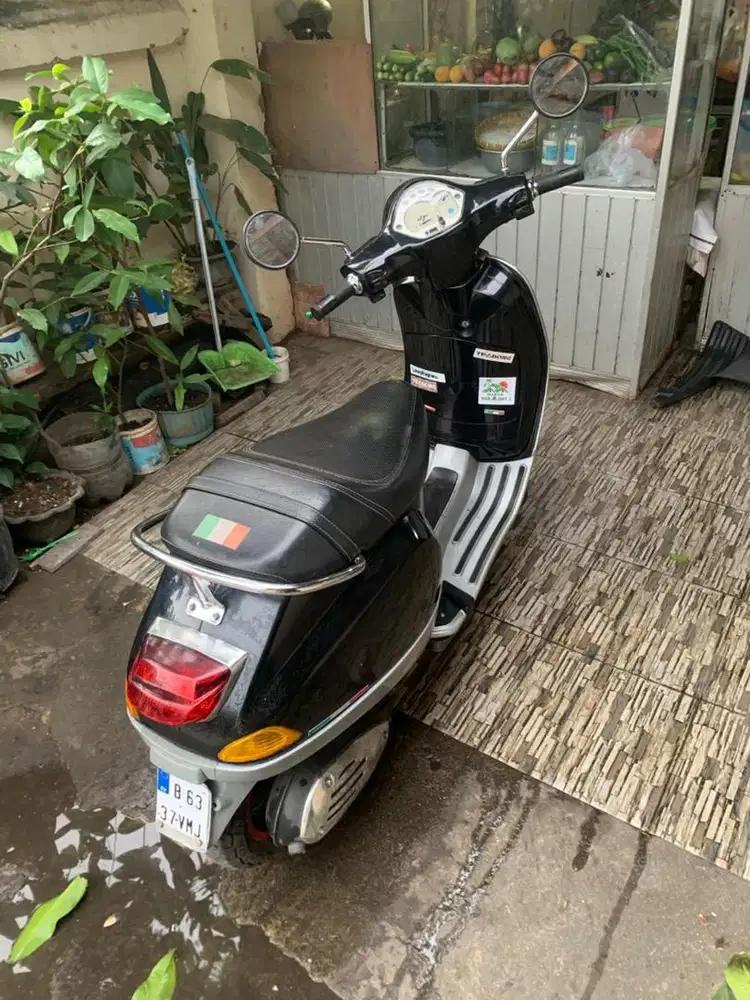 VESPA LX 150 JUAL CEPAT