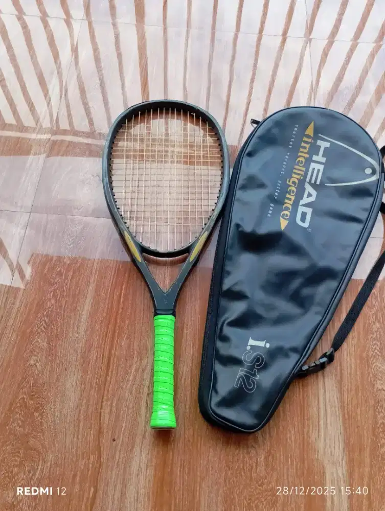 Raket tenis head intelligence