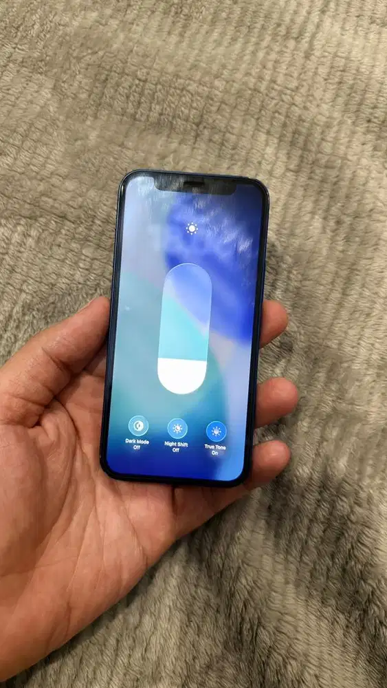 Iphone 12 Mini 128GB Blue Resmi Ibox Hp charger