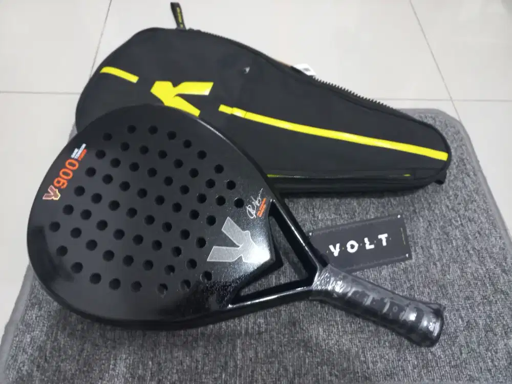 Raket padel type volt  v 900