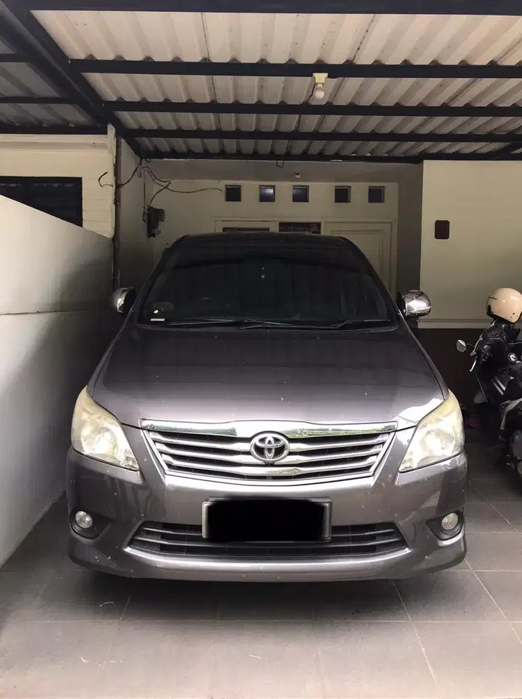 Kijang Innvoa G Matic 2013