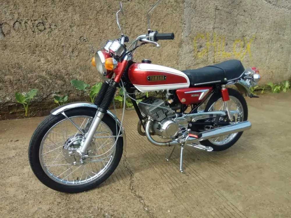 Motor Antik Yamaha AS3 Twin