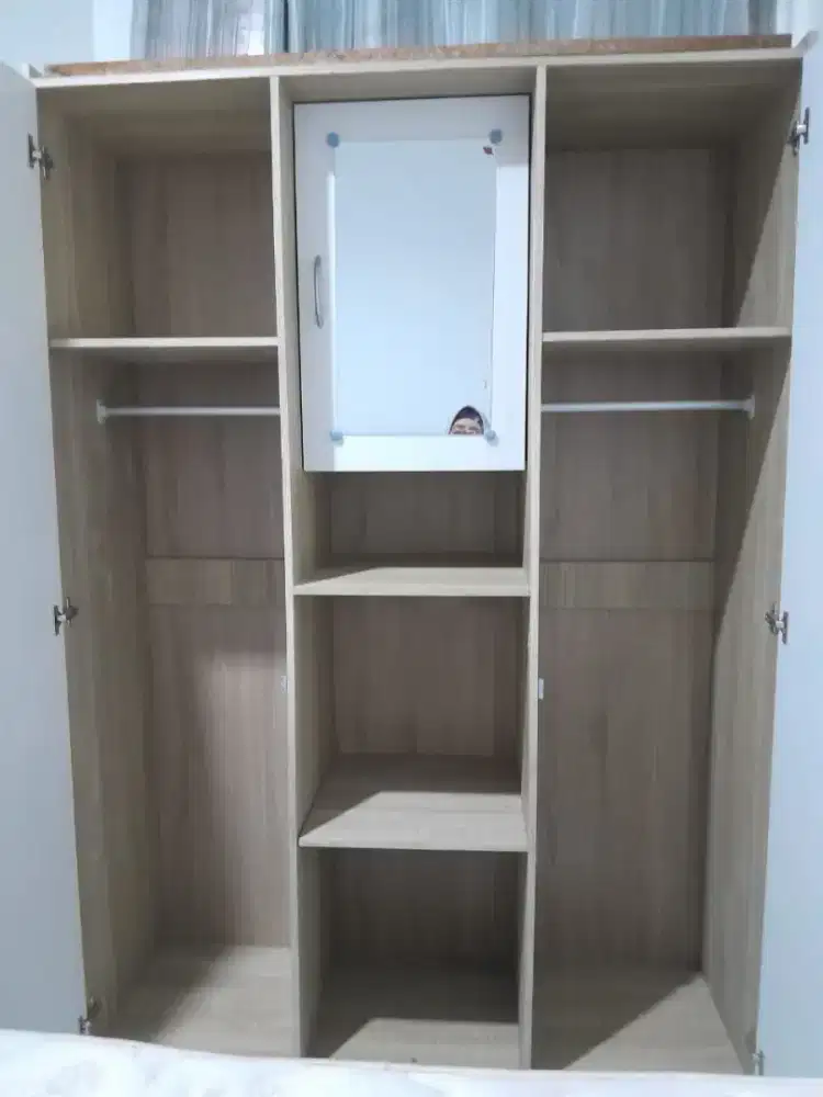 Jual Lemari kondisi sangat baik