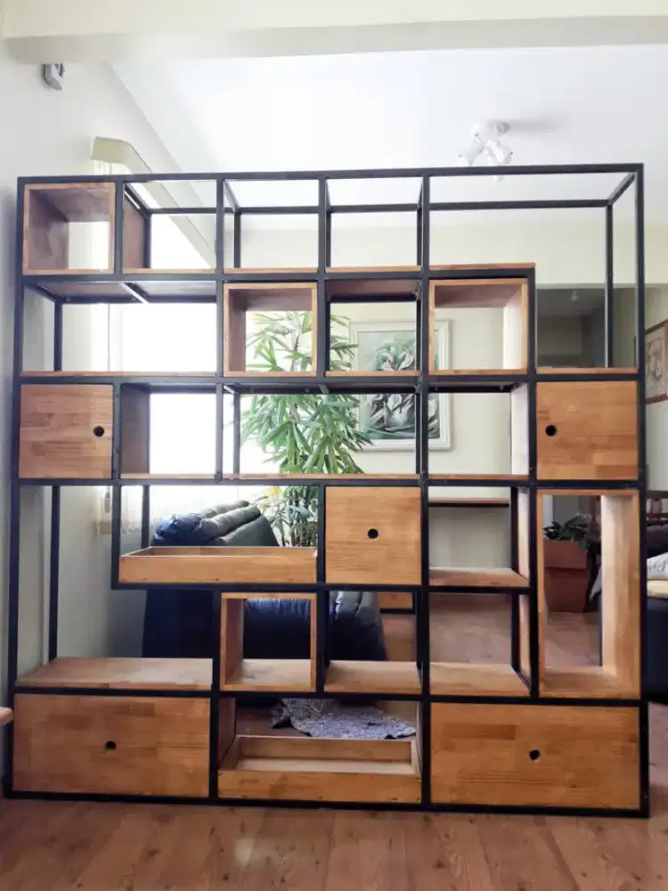 Partisi Industrial Rak Industrial Rak Pajangan Custom Rak Hiasan